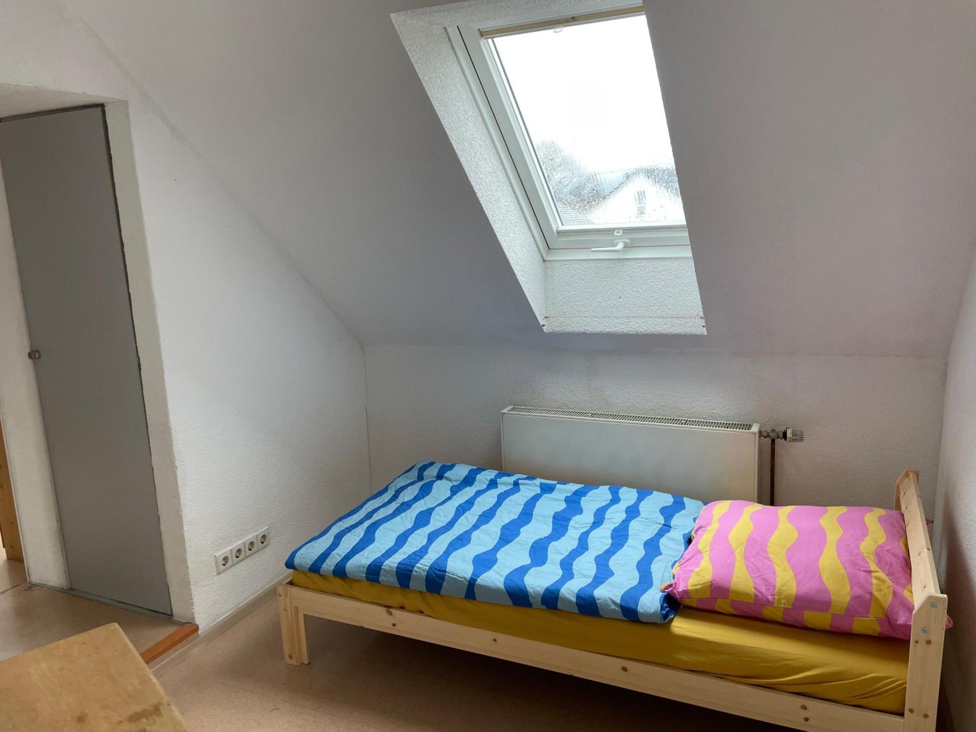 Haus Dambacher - Arbeiter-Monteurzimmer Nuertingen Exteriör bild